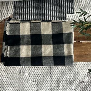 Black and beige checkered scarf